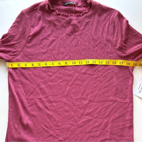 Clover Pink Top, Long Sleeves, Ribbing, High Ruffle Neck, Women's Size L - Picture 4 of 7